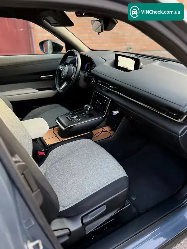Mazda MX-30 2021, фото з оголошення 2 з 13, VIN JMZDR1WBJ00119226