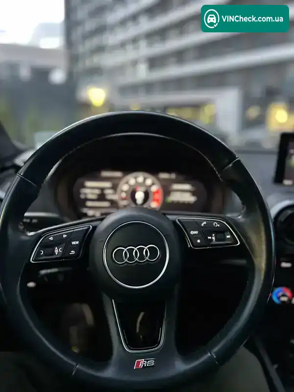 Audi A3 2018, фото з оголошення 2 з 20, VIN WAUAUGFF0J1078476