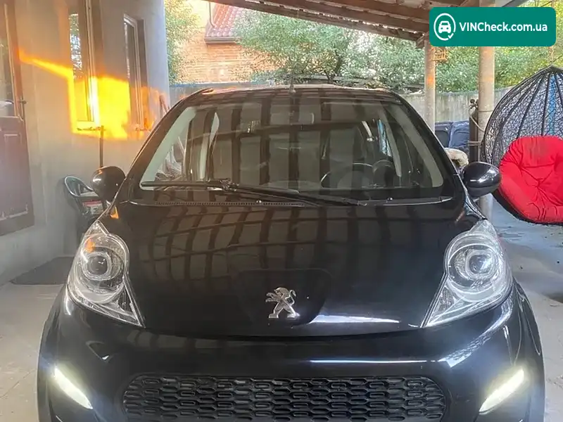 Peugeot 107 2012, фото з оголошення 2 з 10, VIN VF3PNCFB0CR007206