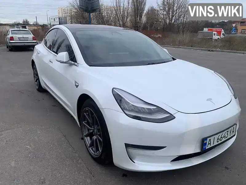Tesla Model 3 2018, фото з оголошення 2 з 21, VIN 5YJ3E1EA7JF161860