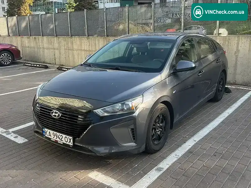 Hyundai Ioniq 2018, фото з оголошення 2 з 19, VIN KMHC65LC3KU131445
