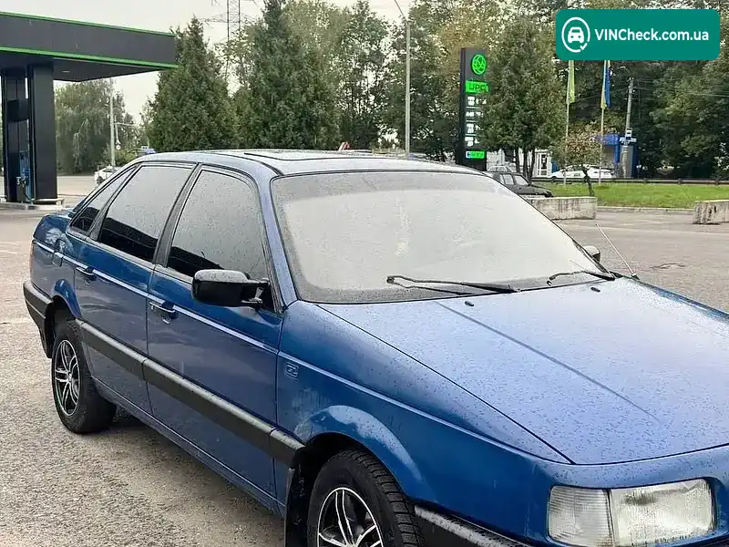 Volkswagen Passat 1989, фото з оголошення 1 з 4, VIN WVWZZZ31ZKB045325