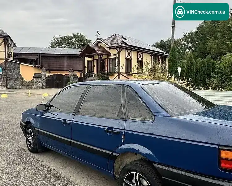 Volkswagen Passat 1989, фото з оголошення 2 з 4, VIN WVWZZZ31ZKB045325
