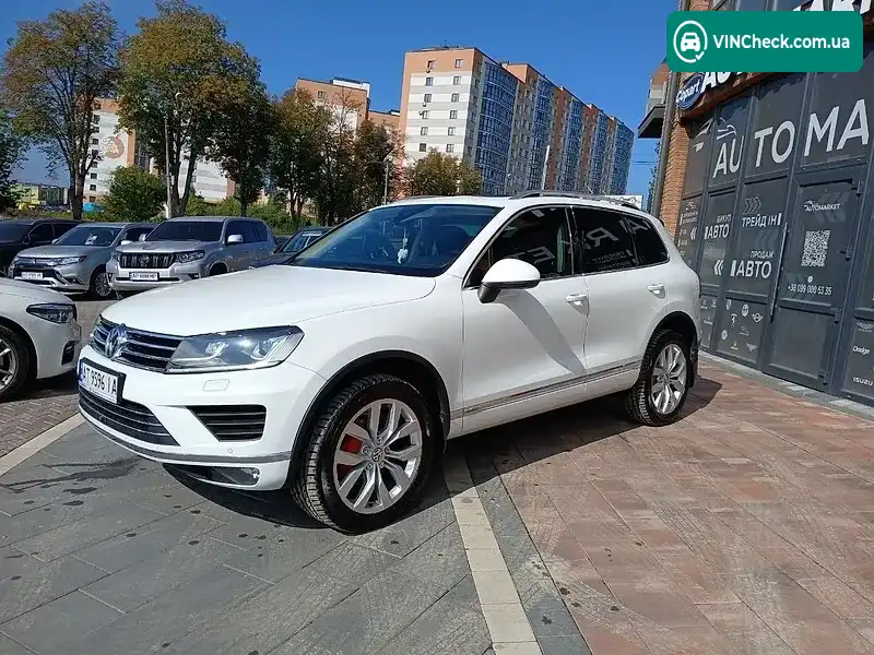 Volkswagen Touareg 2015, фото з оголошення 2 з 20, VIN WVGZZZ7PZFD000356