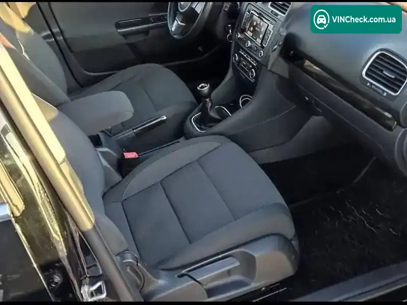 Volkswagen Golf 2012, фото з оголошення 2 з 21, VIN WVWZZZ1KZCM704075