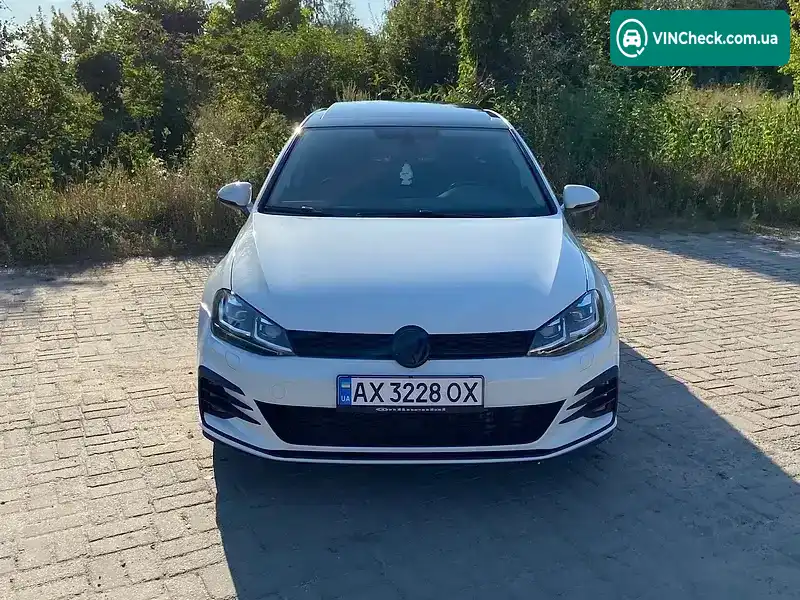 Volkswagen Golf 2016, фото з оголошення 2 з 20, VIN 3VW217AU8HM013908