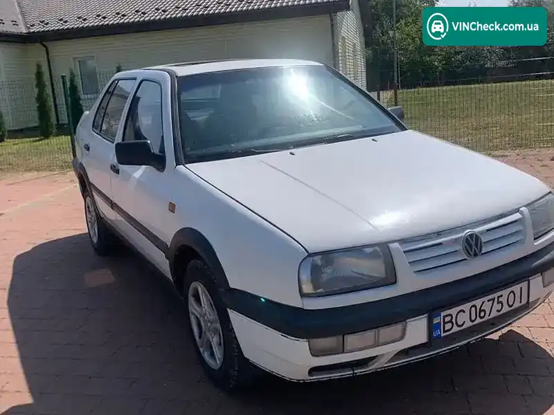 Volkswagen Vento 1993, фото з оголошення 2 з 20, VIN WVWZZZ1HZPW665176