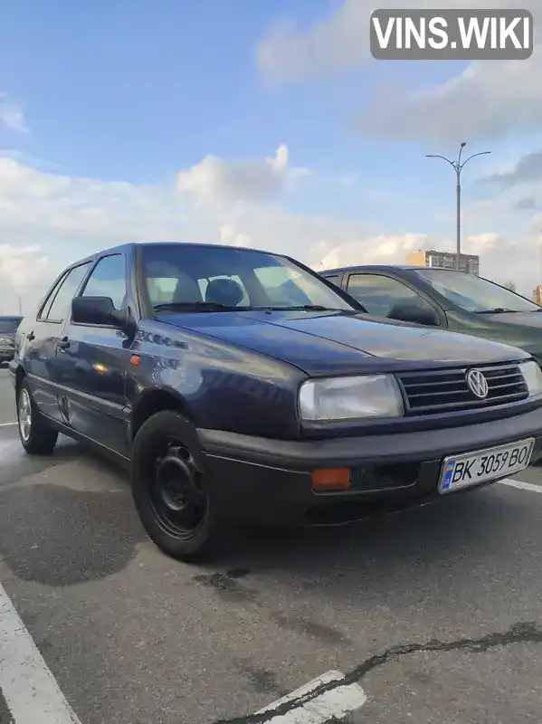 Volkswagen Vento 1993, фото з оголошення 1 з 15, VIN WVWZZZ1HZPW510634