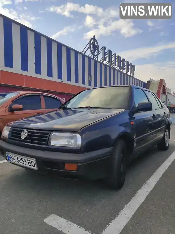 Volkswagen Vento 1993, фото з оголошення 2 з 15, VIN WVWZZZ1HZPW510634