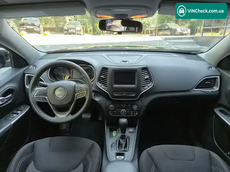 Jeep Cherokee 2018, фото з оголошення 1 з 20, VIN 1C4PJLCX5KD266339