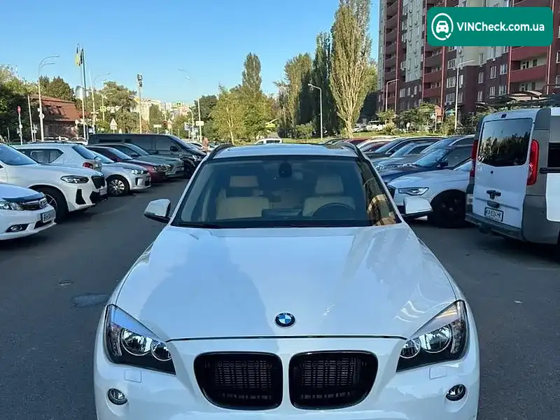 BMW X1 2015, фото з оголошення 1 з 12, VIN WBAVL1C50FVY40959
