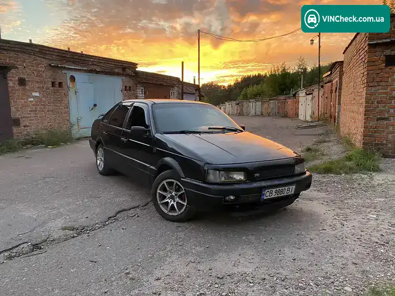 Volkswagen Passat 1992, фото з оголошення 1 з 14, VIN WVWZZZ31ZNB157350