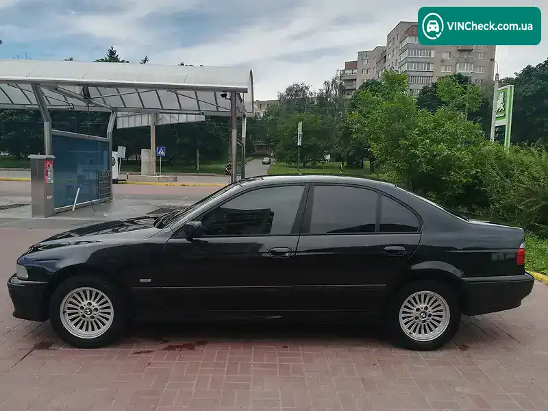 BMW 5 Series 2000, фото з оголошення 1 з 16, VIN WBADL81040GX34585