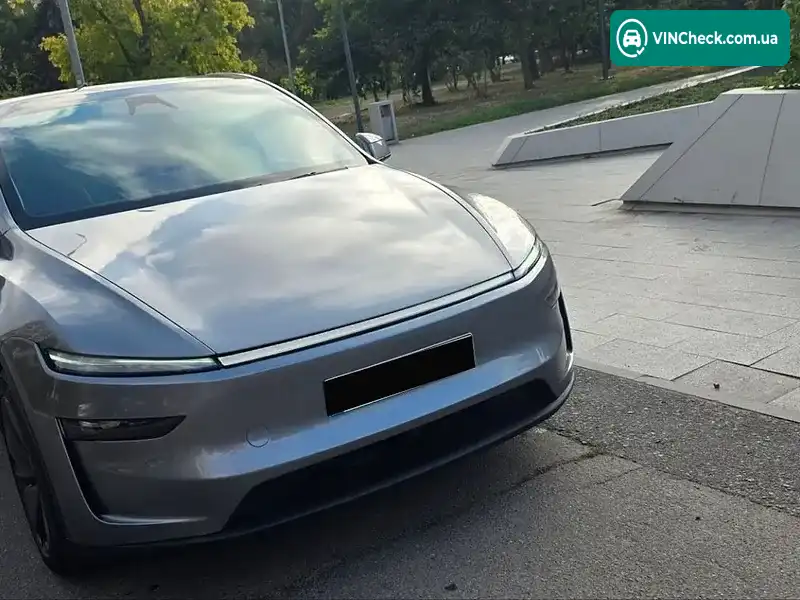Tesla Model Y 2025, фото з оголошення 1 з 20, VIN 7SAYGDEE3TF333957