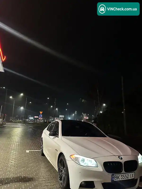 BMW 5 Series 2013, фото з оголошення 2 з 12, VIN WBAFR7C58DC827343