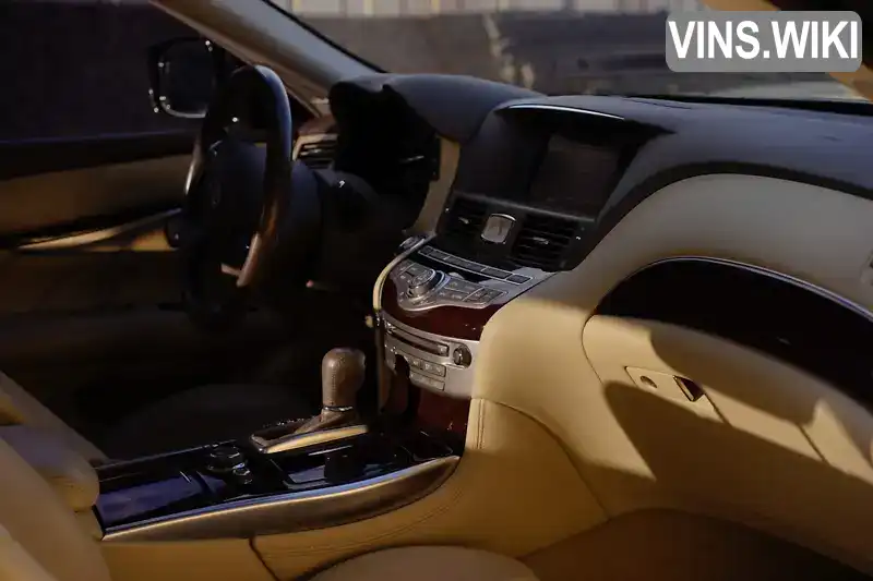 Infiniti Q70 2013, фото з оголошення 2 з 10, VIN JN1BCAY51U0720008