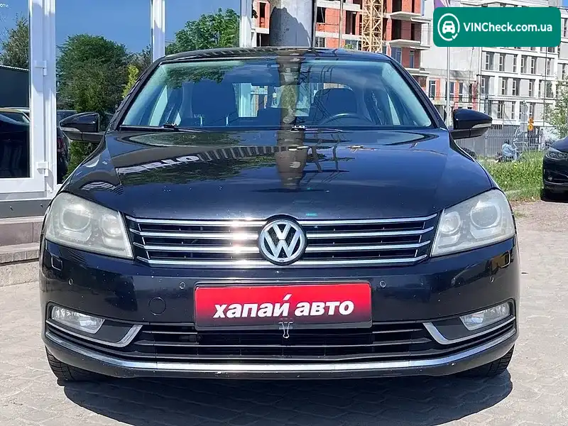 Volkswagen Passat 2011, фото з оголошення 2 з 17, VIN WVWZZZ3CZCP017900