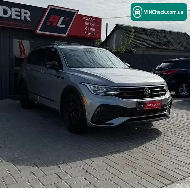 Volkswagen Tiguan 2022, фото з оголошення 2 з 17, VIN 3VVCB7AX2NM022678