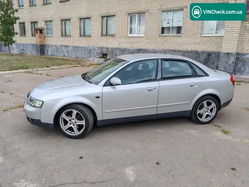 Audi A4 2004, фото з оголошення 2 з 20, VIN WAUZZZ8E55A048092
