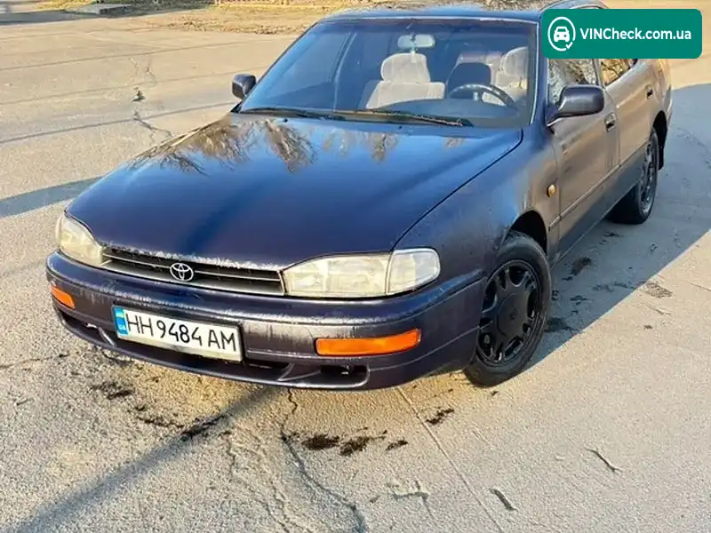 Toyota Camry 1992, фото з оголошення 2 з 9, VIN JT153VV1000069084