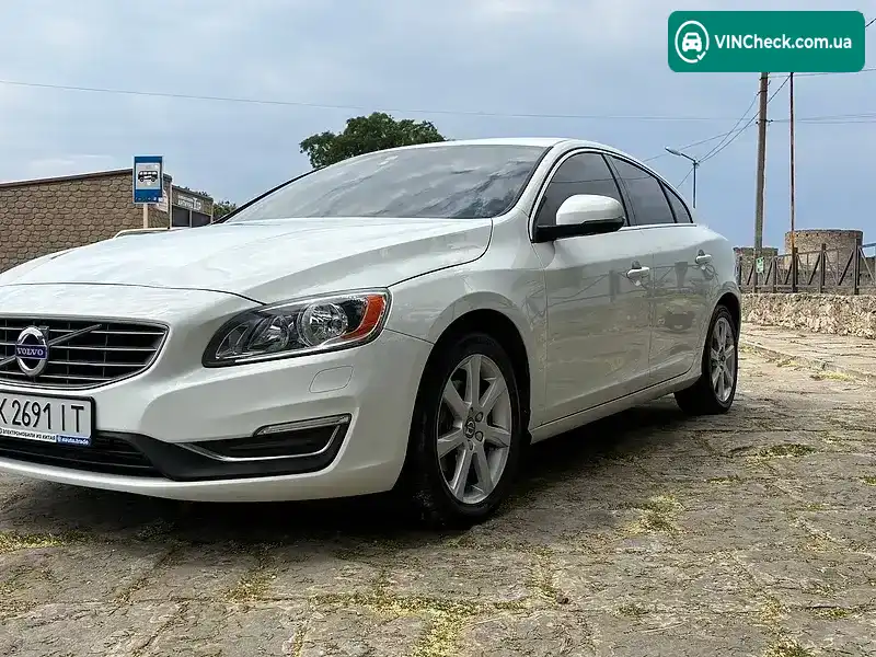 Volvo S60 2015, фото з оголошення 2 з 14, VIN YV126MFK6G2390859