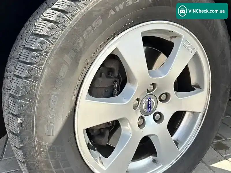 Volvo XC60 2011, фото з оголошення 1 з 17, VIN YV1DZ8256C2244875