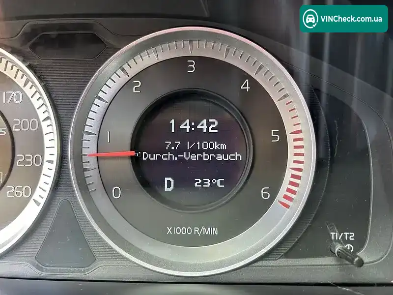 Volvo XC60 2011, фото з оголошення 2 з 17, VIN YV1DZ8256C2244875