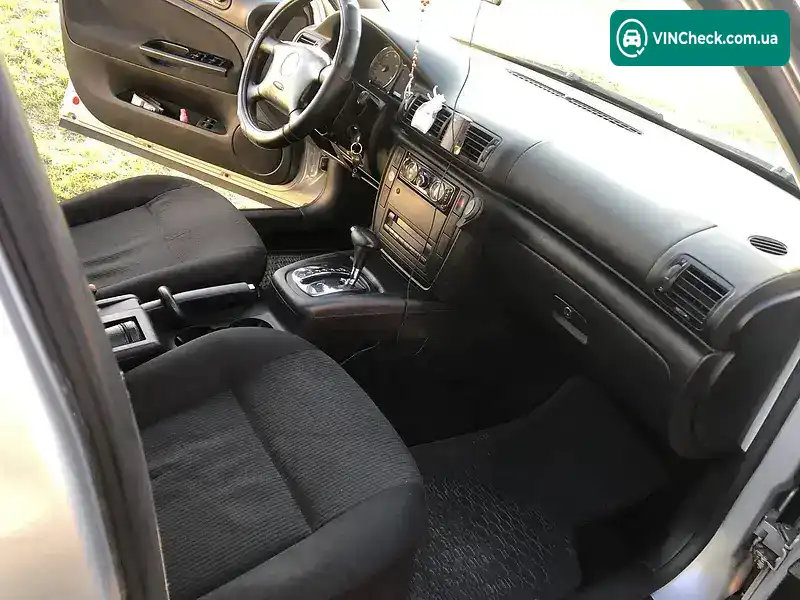 Volkswagen Passat 2004, фото з оголошення 1 з 4, VIN WVWZZZ3BZ4E163862
