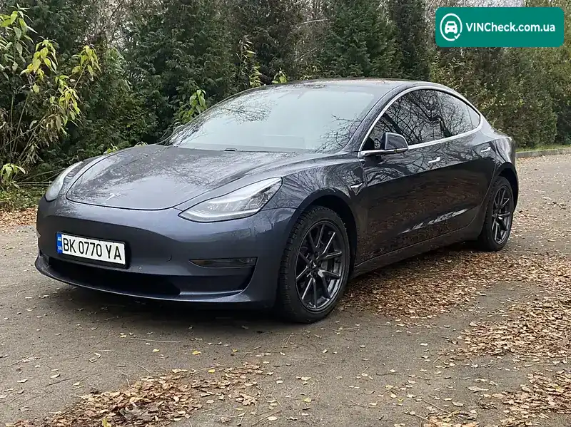 Tesla Model 3 2018, фото з оголошення 1 з 20, VIN 5YJ3E1EBXJF148495