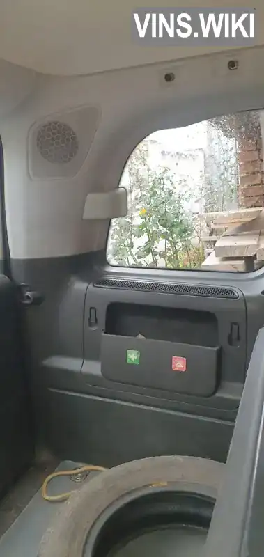 Mercedes-Benz Vaneo 2002, фото з оголошення 2 з 10, VIN WDB4147001N211809