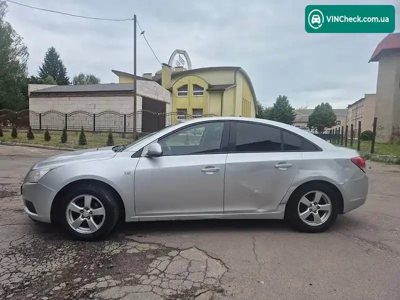 Chevrolet Cruze 2012, фото з оголошення 2 з 17, VIN KL1JA6959CK709825