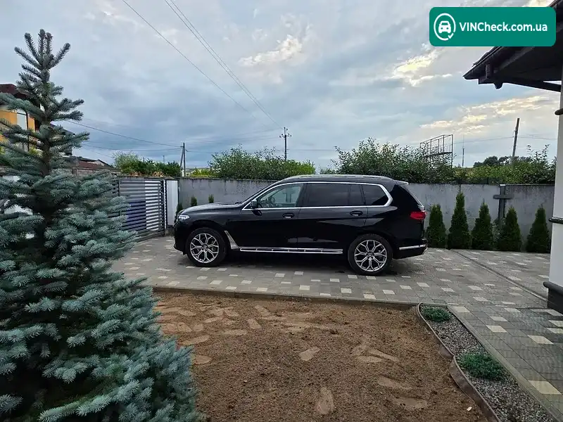 BMW X7 2019, фото з оголошення 2 з 20, VIN 5UXCW2C05L9B00485