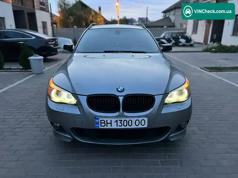 BMW 5 Series 2004, фото з оголошення 2 з 20, VIN WBANJ51060B425271
