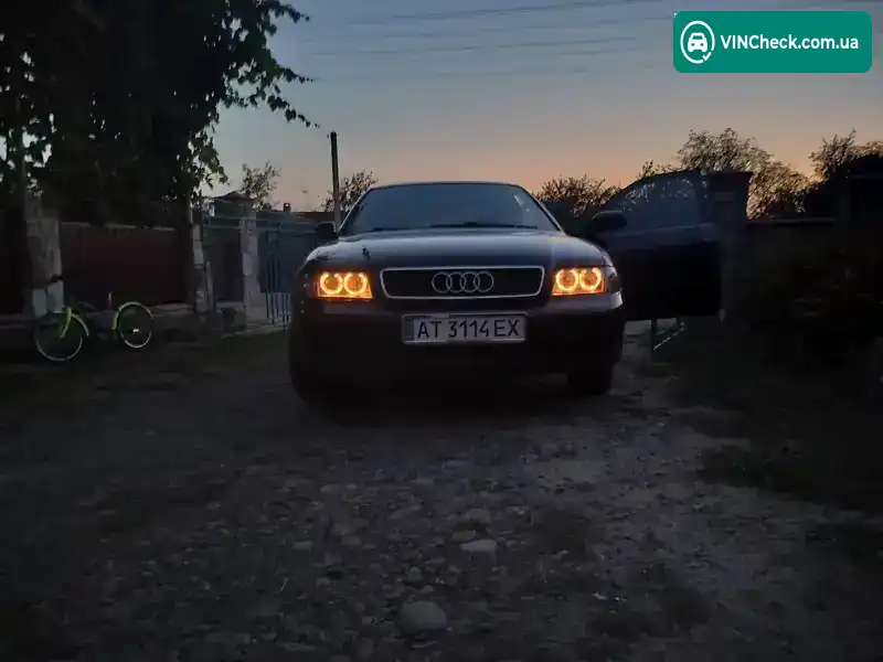 Audi A4 1996, фото з оголошення 2 з 20, VIN WAUZZZ8DZTA154635