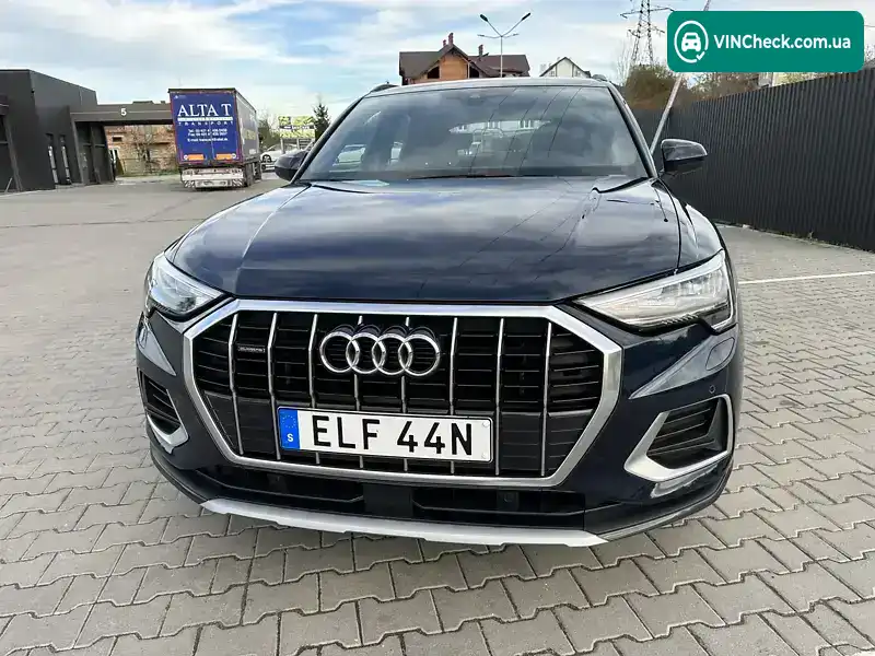 Audi Q3 2019, фото з оголошення 2 з 20, VIN WAUZZZF33K1071920