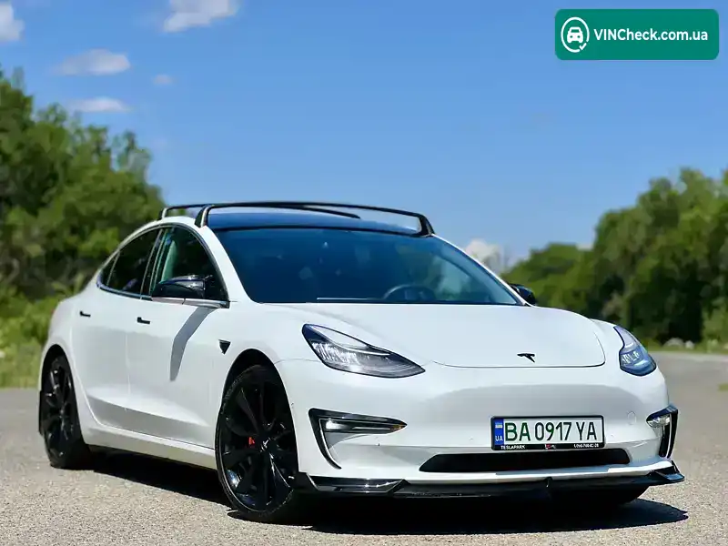 Tesla Model 3 2018, фото з оголошення 1 з 21, VIN 5YJ3E1EAXJF034410