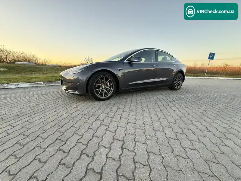 Tesla Model 3 2019, фото з оголошення 1 з 20, VIN 5YJ3E1EB2KF440451