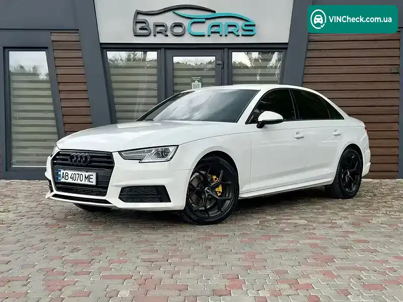 Audi A4 2017, фото з оголошення 1 з 20, VIN WAUKMAF48JA004447