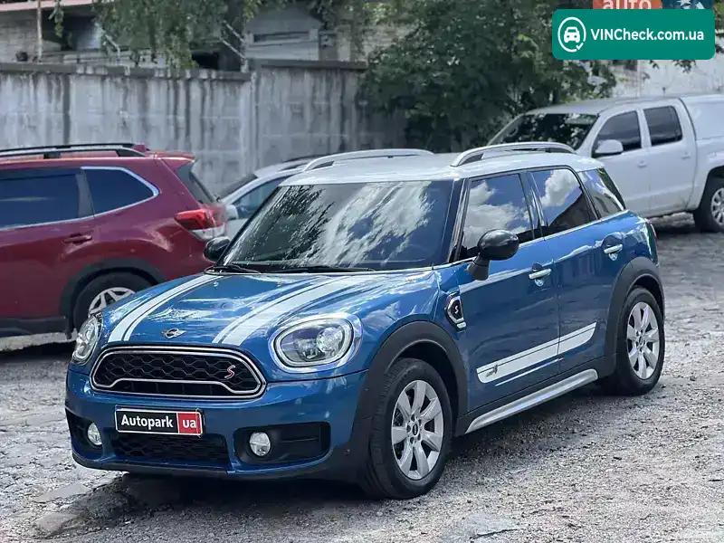 MINI Countryman 2018, фото з оголошення 1 з 20, VIN WMWYU510003E92983