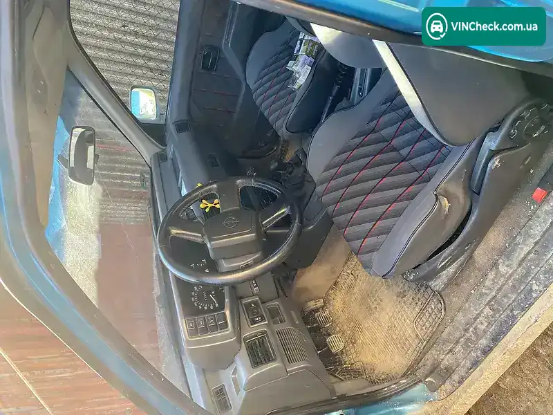 Opel Frontera 1994, фото з оголошення 2 з 7, VIN SED52SUD2RV612000
