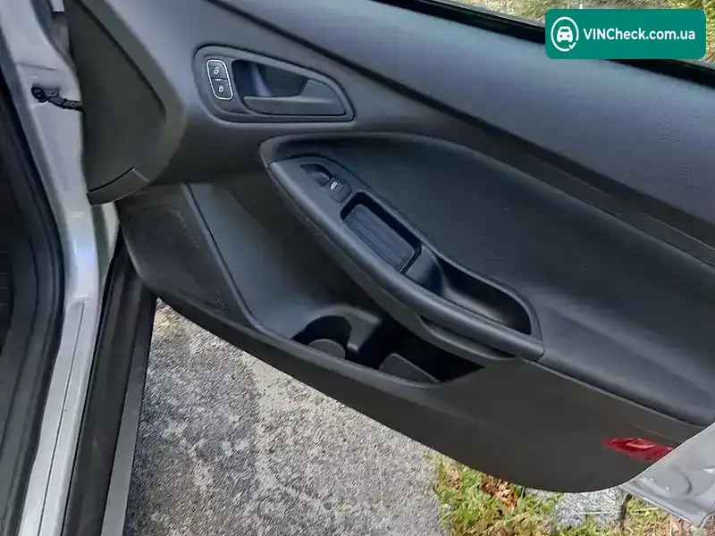 Ford Focus 2017, фото з оголошення 1 з 11, VIN 1FADP3E24HL266016