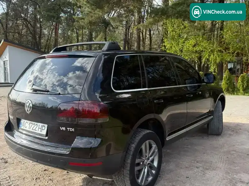 Volkswagen Touareg 2005, фото з оголошення 2 з 9, VIN WVGZZZ7LZ5D063714