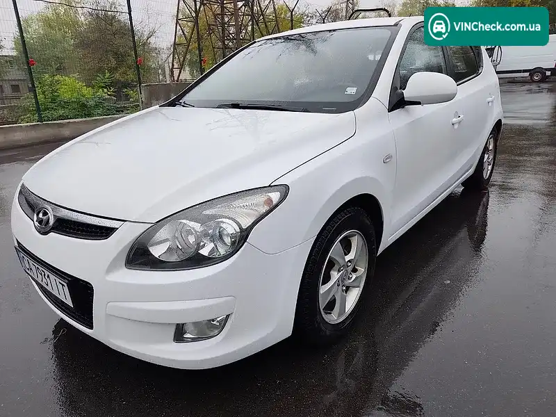 Hyundai i30 2010, фото з оголошення 2 з 18, VIN TMADC51SAAJ114980