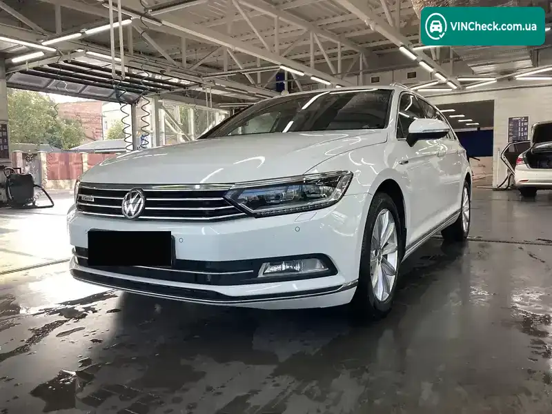 Volkswagen Passat 2018, фото з оголошення 2 з 20, VIN WVWZZZ3CZJE242749