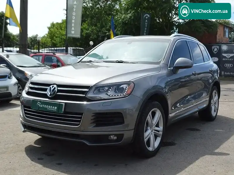 Volkswagen Touareg 2013, фото з оголошення 1 з 20, VIN WVGDP9BP7ED005414