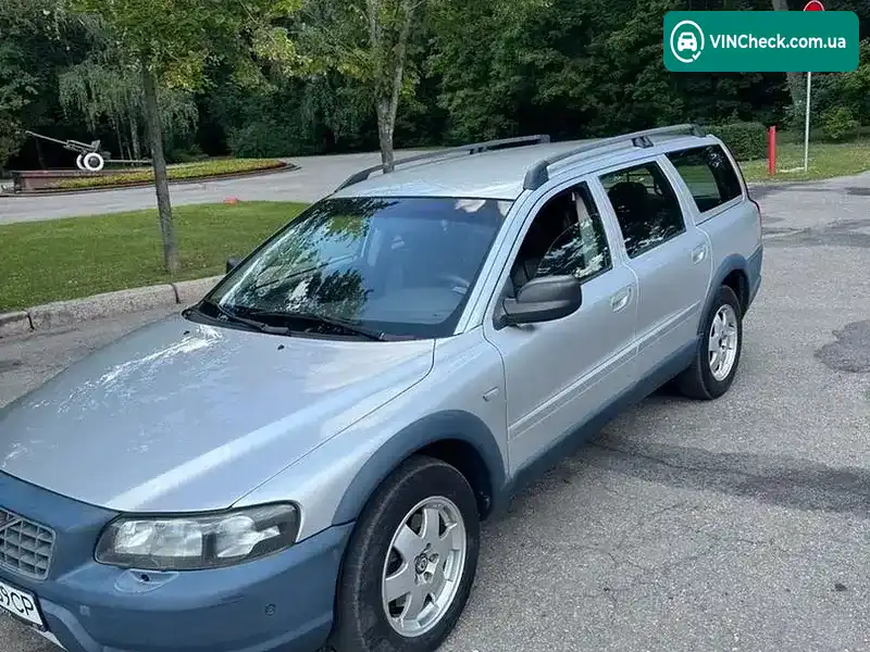 Volvo V70 2001, фото з оголошення 2 з 12, VIN YV1SZ58K711044411