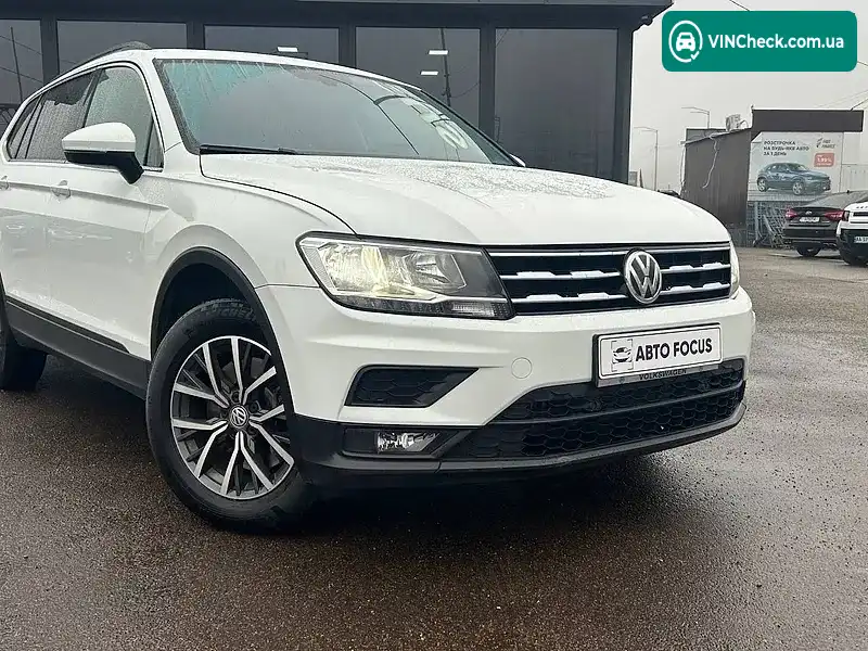 Volkswagen Tiguan 2019, фото з оголошення 2 з 20, VIN 3VV2B7AX0KM151512