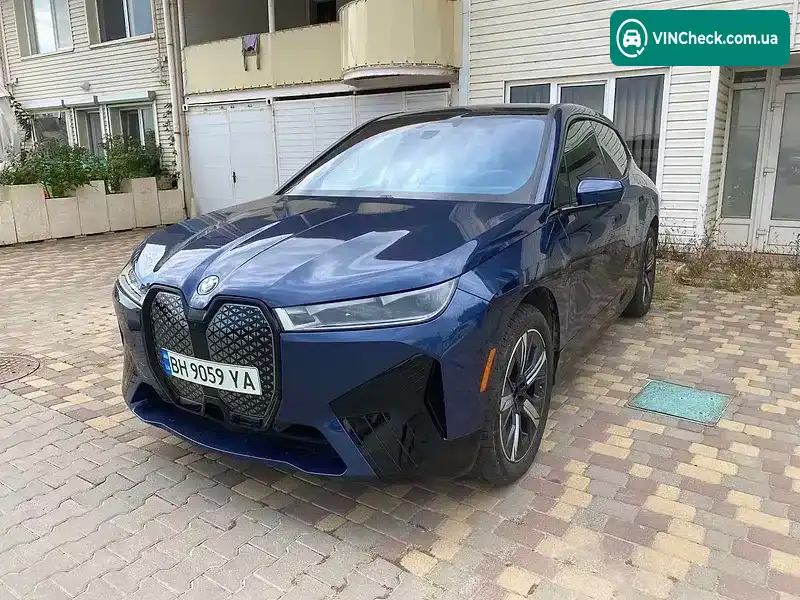 BMW iX 2023, фото з оголошення 1 з 15, VIN WB523CF03RCP83184