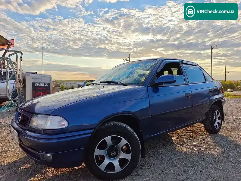 Opel Astra 1994, фото з оголошення 1 з 14, VIN W0L000056R5062875