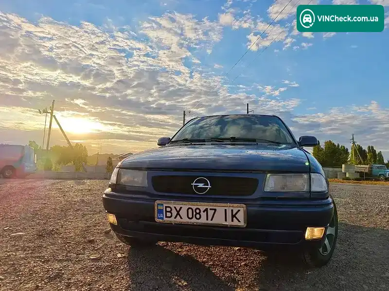Opel Astra 1994, фото з оголошення 2 з 14, VIN W0L000056R5062875